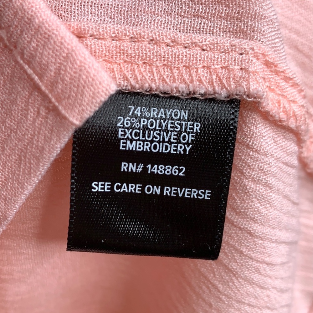 Torrid Women's Pink Blouse Size 3 (US 22/24 XXXL) Eyelet Shirt - Picture 2 of 6
